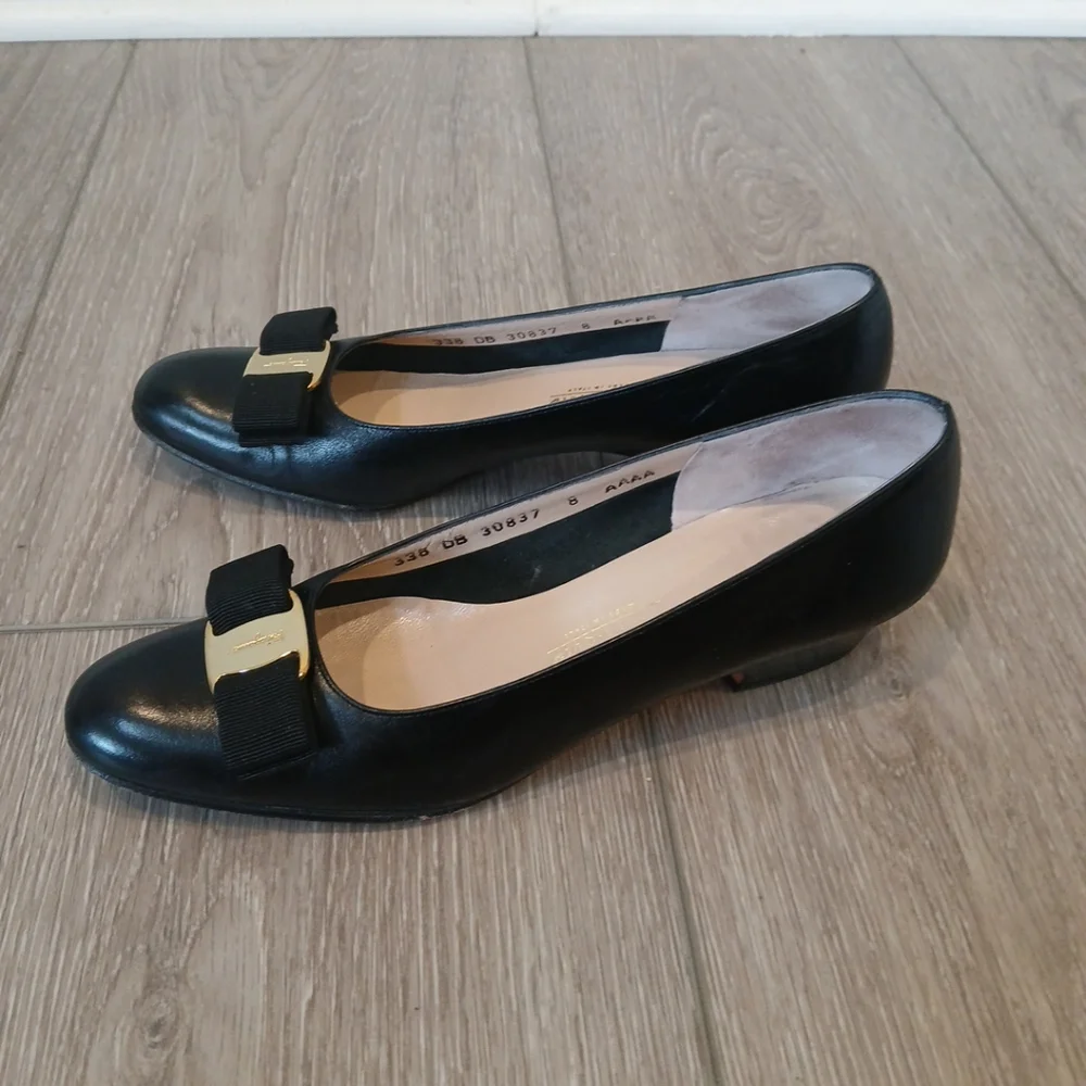 SALVATORE Ferragamo Flats Boutique Vera Pump Black Size 8 Narrow - Picture 8 of 14